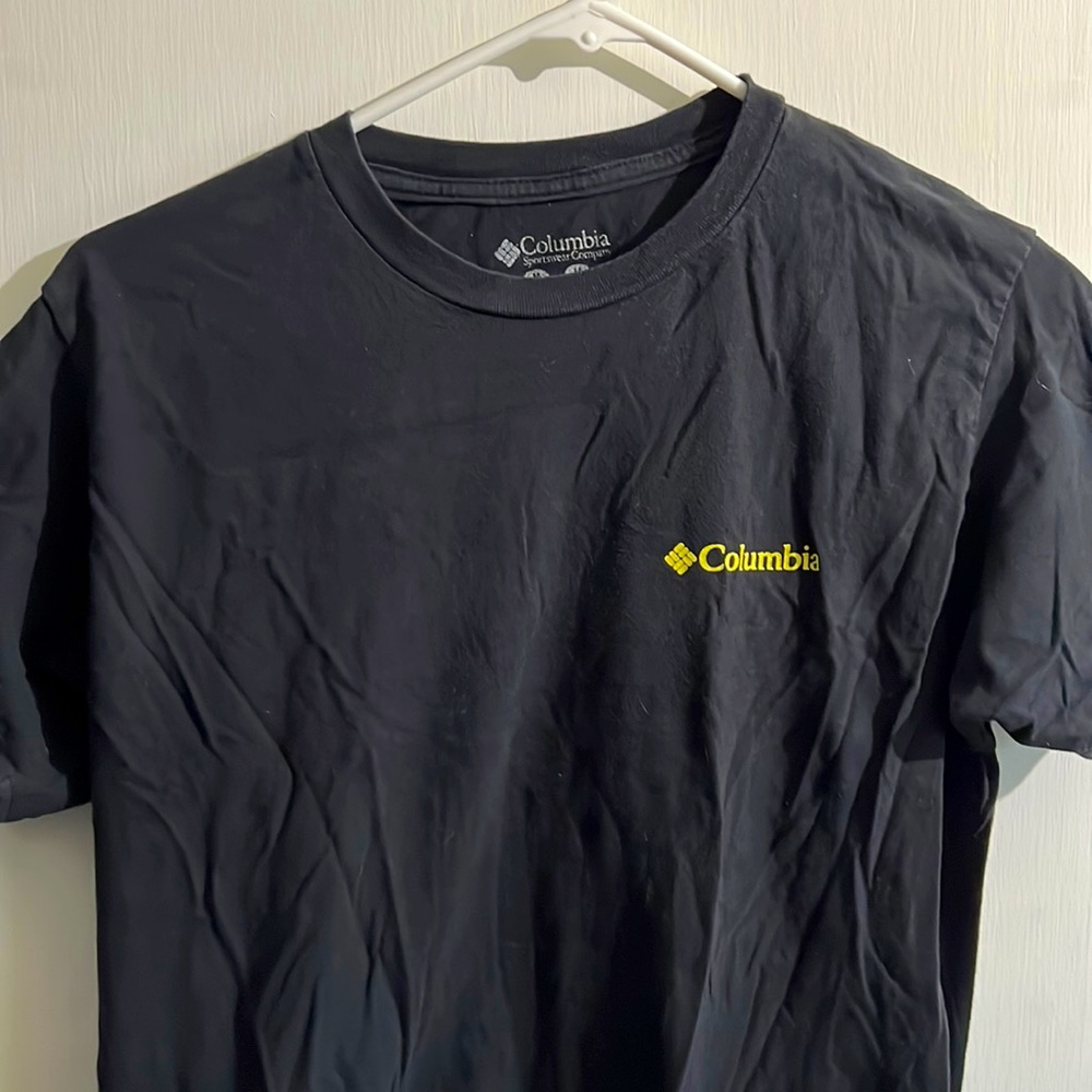 columbia t-shirt